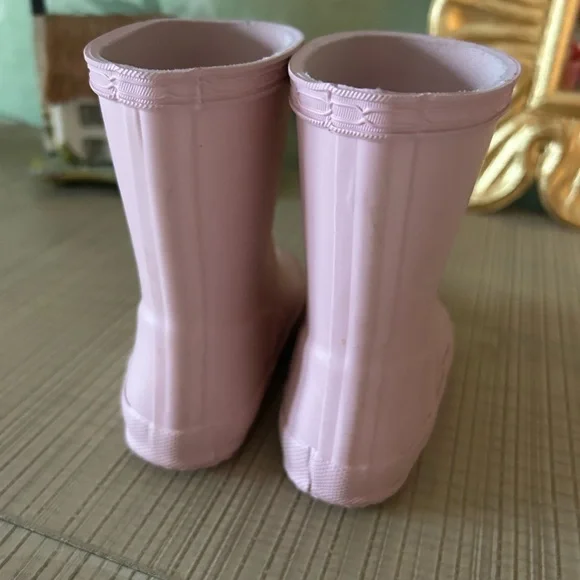 Hunter Blush Waterproof Boots - Picture 3 of 4